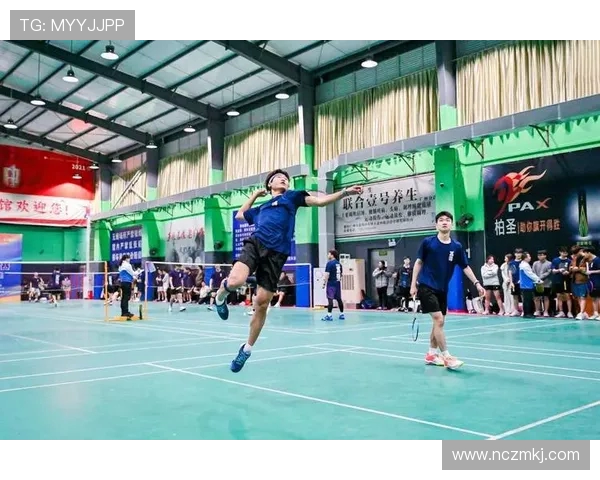 羽毛球盛宴：深入了解深圳羽毛球队的团队协作与默契配合