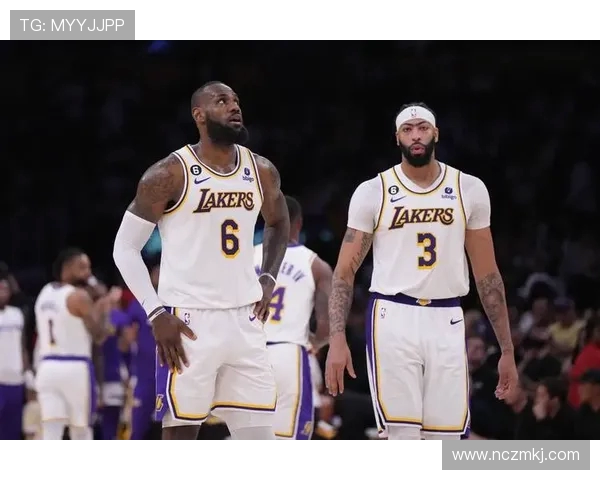 2006年NBA湖人与猛龙的经典对决回顾与精彩瞬间分析