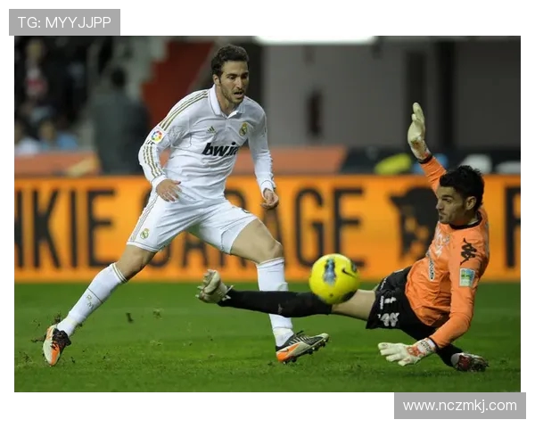 希洪竞技与皇家社会的激烈对决揭示西甲联赛新动态与球队实力对比