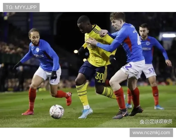 牛津联与朴次茅斯激战正酣比分悬念引人关注