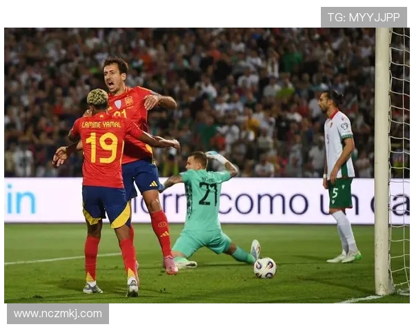 西班牙与美国足球比赛结果揭晓精彩瞬间回顾与分析 西班牙与美国足球比赛结果揭晓精彩瞬间回顾与分析